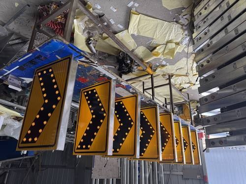 九江太阳能交通标牌的核心部件是电池,电池多久